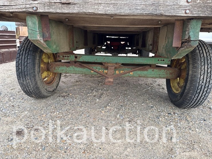 2215---hay-wagon-on-john-deere-runing-gear---from-the-larry-polk-estate-image-5