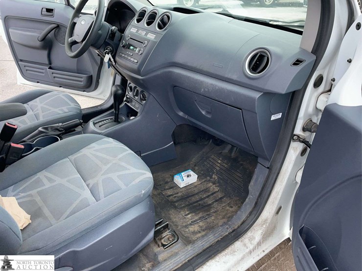 2012-ford-transit-connect-image-21