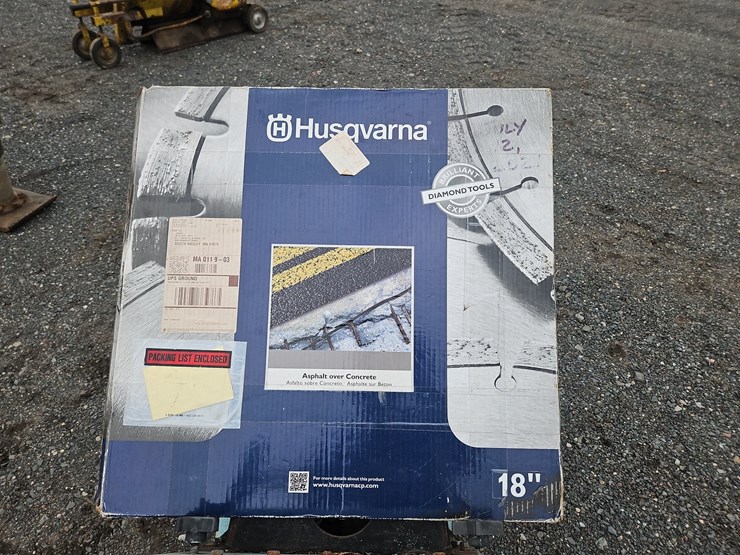 target-pac-iv-walk-behind-road-saw-image-5