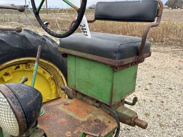 john-deere-a-image-9