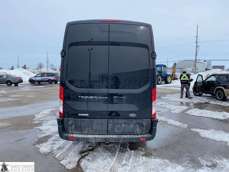 2017-ford-transit-image-6