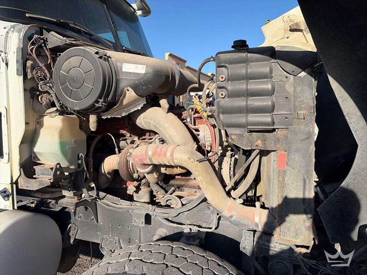 2005-international-5900i-t/a-gardner-denver-kill-truck-image-8