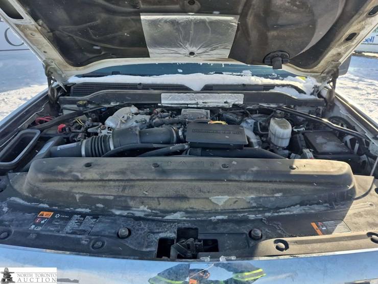 2019-chevrolet-silverado-2500hd-image-11