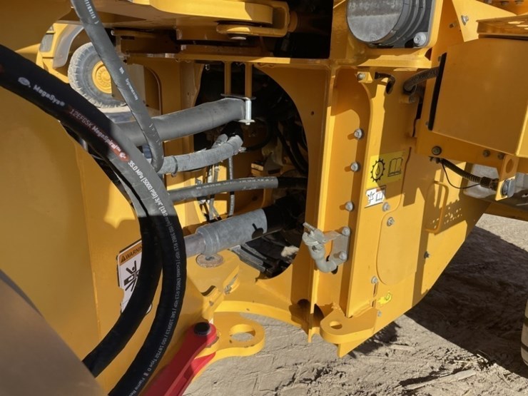 2023-volvo-l70h-image-22