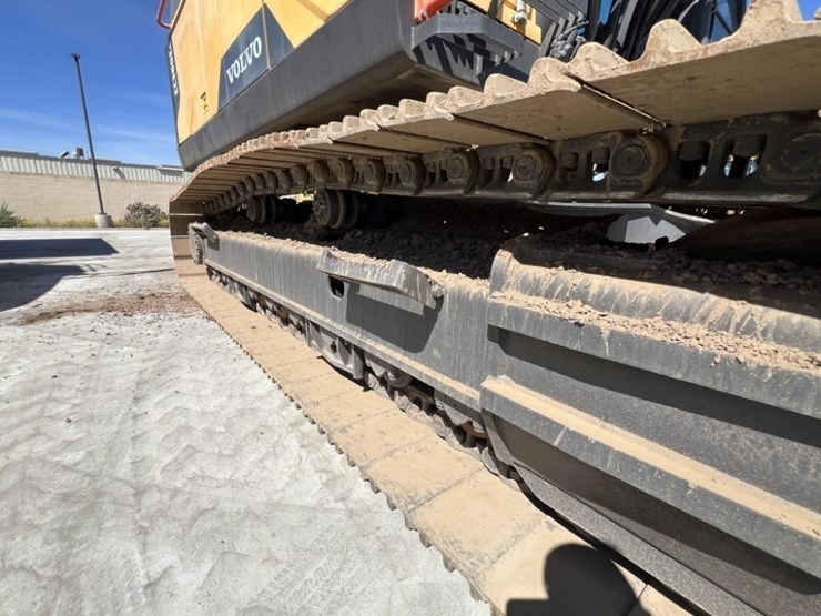 2019-volvo-ec380el-image-31