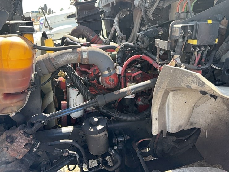 2015-international-durastar-4300-image-22