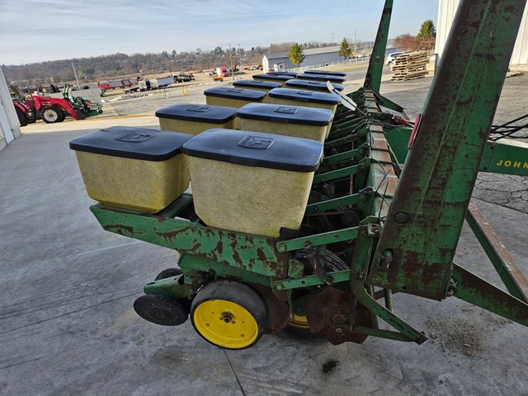 john-deere-7000-image-26