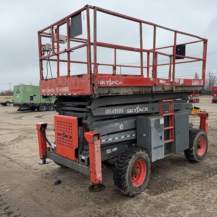 2016 SKYJACK SJ8841RT