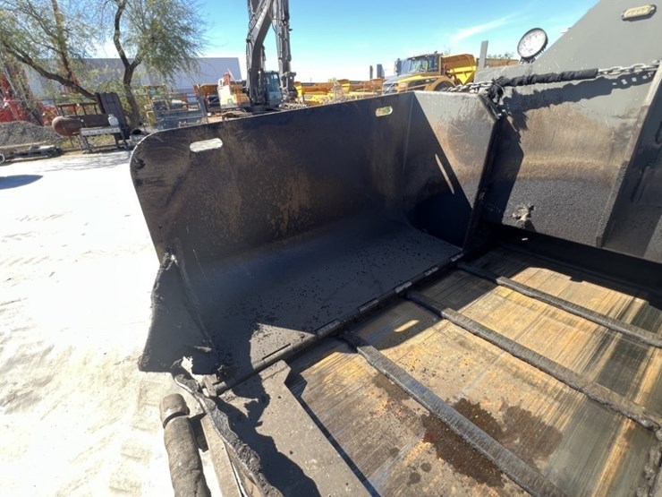 2021-leeboy-8520b-image-12