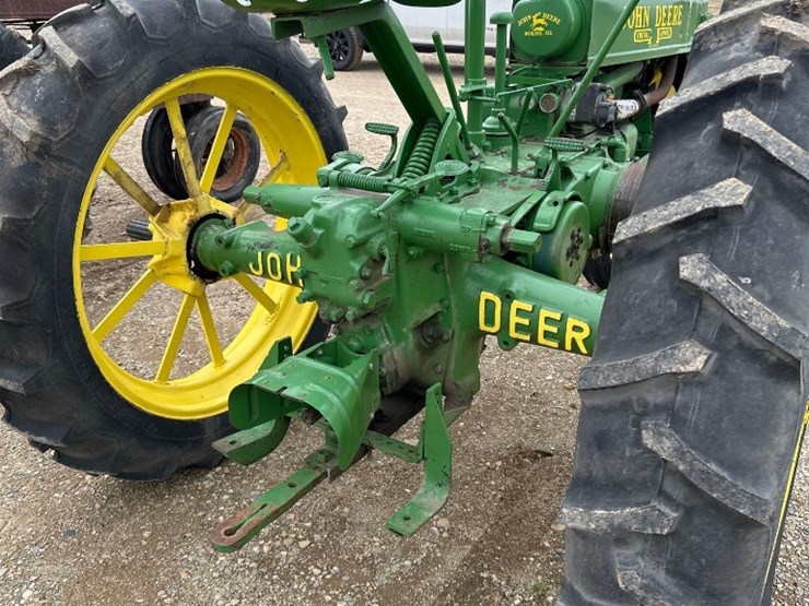 john-deere-b-image-7