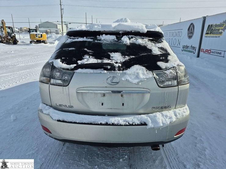 2005-lexus-rx330-image-4