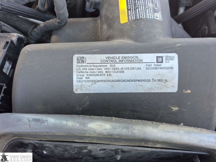 2019-chevrolet-silverado-2500hd-image-12