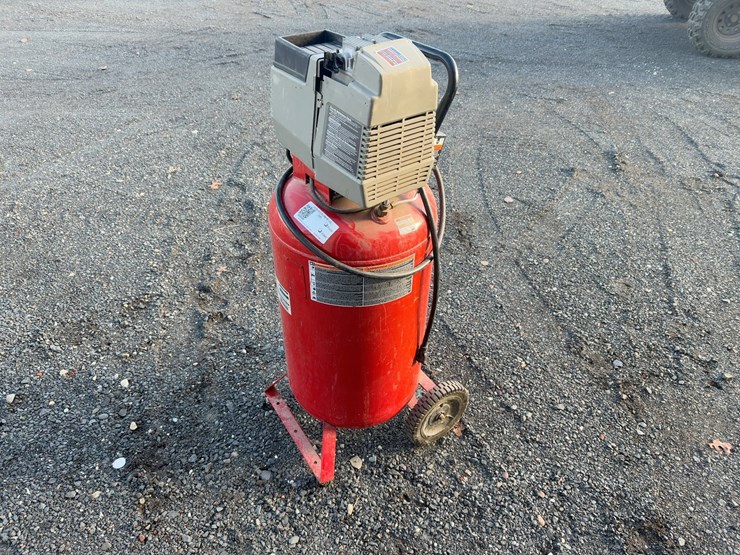 porter-cable-electric-air-compressor-image-4