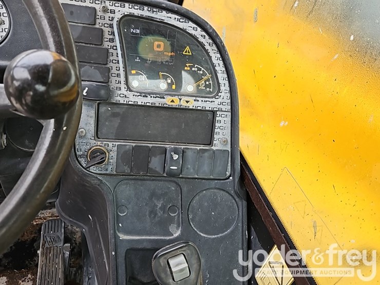 2017-jcb-507-42-image-30