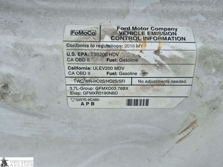 2016-ford-transit-image-12