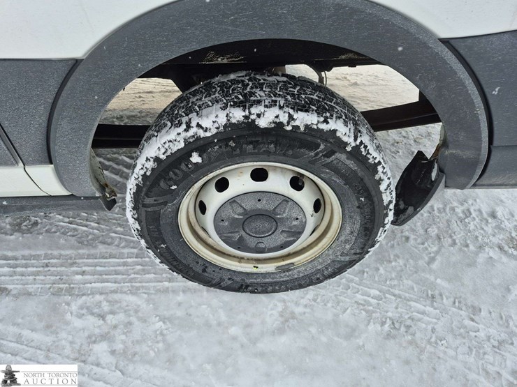 2016-ford-transit-image-20