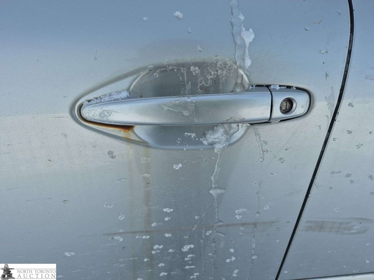 2005-lexus-rx330-image-29