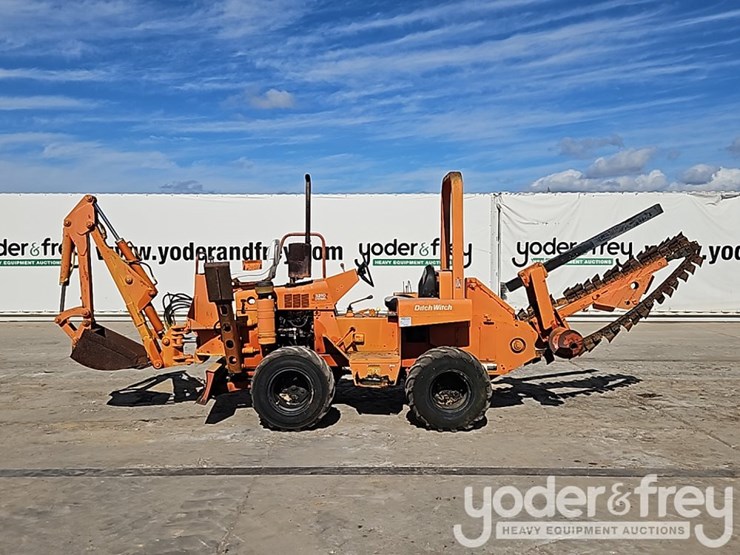 ditch-witch-3210-image-3