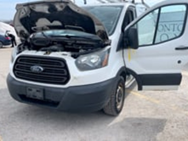 2015-ford-transit-image-9