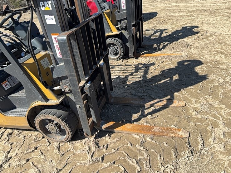 2021-caterpillar-2c6000-image-14