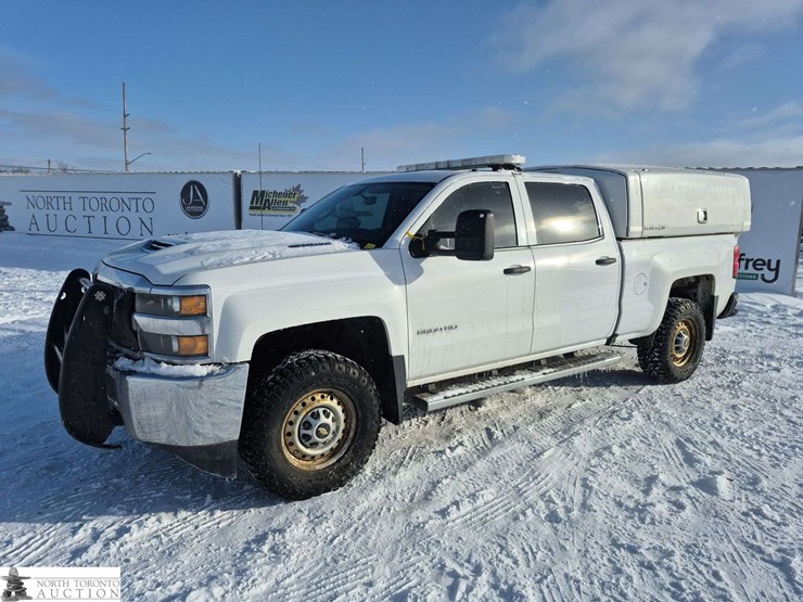 2019-chevrolet-silverado-2500hd-image-1