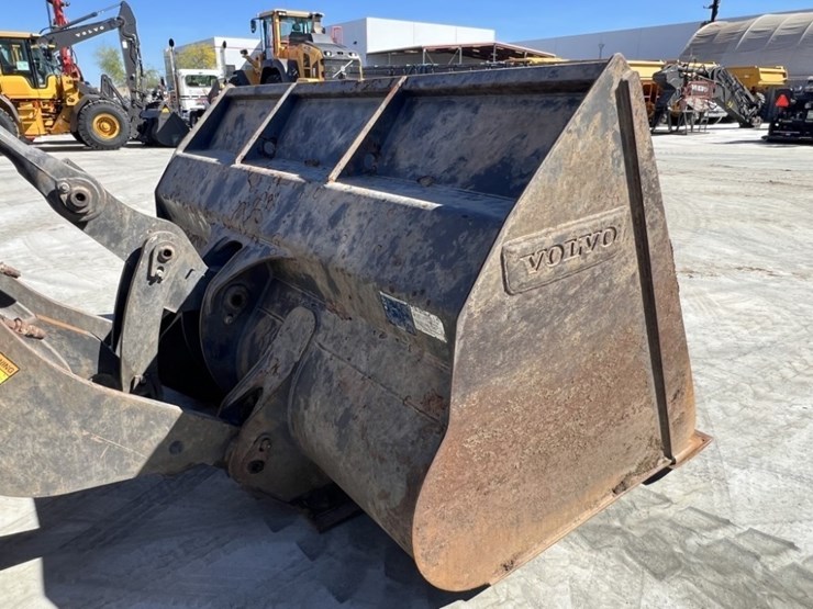 2020-volvo-l70h-image-13