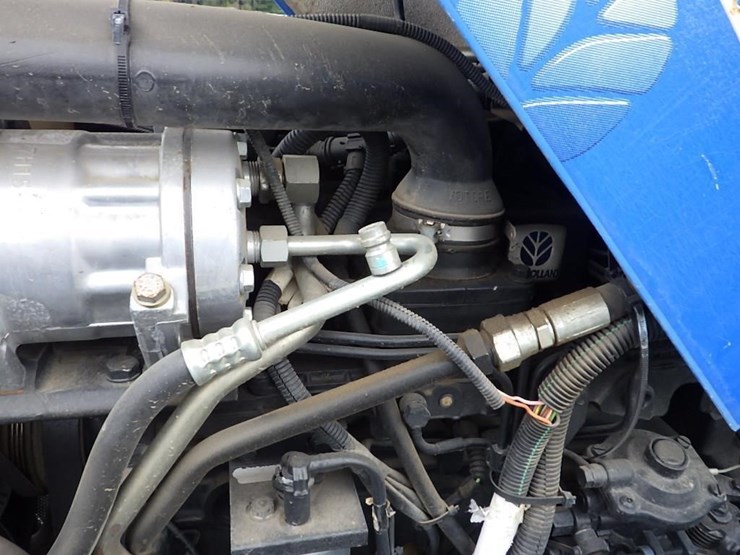 new-holland-t4060f-image-15