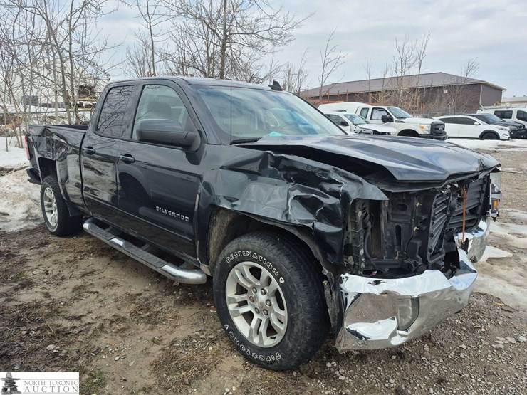 2017-chevrolet-silverado-1500-image-3