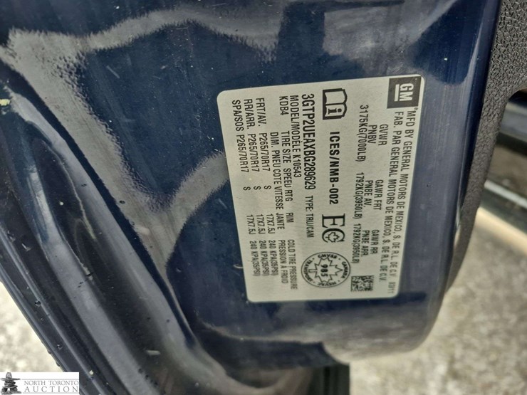 2011-gmc-sierra-1500-image-12