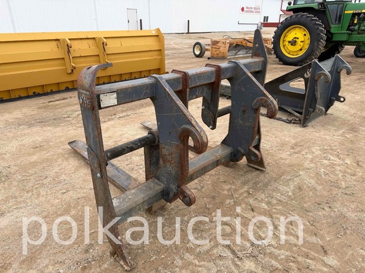 2094---appx-5'-wheel-loader-fork-attachment-image-3