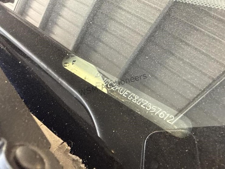 2016-chevrolet-silverado-2500hd-image-17