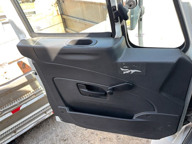 2015-international-durastar-4300-image-20