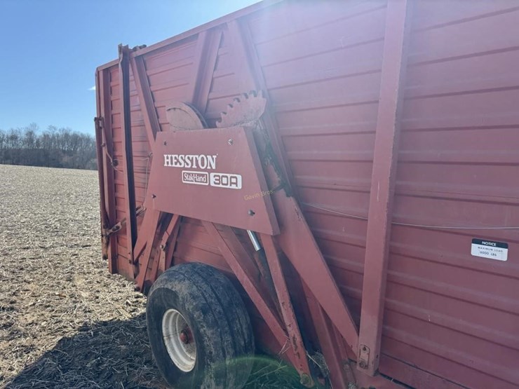 hesston-stackhand-30a-stacker---off-site-image-6