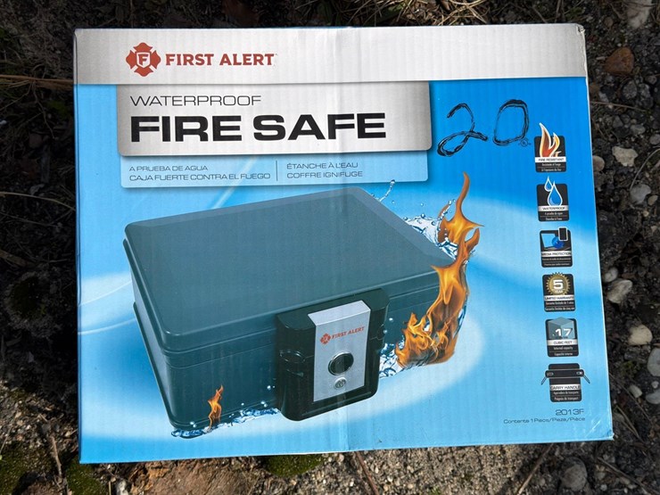 new-first-alert-2013f-.17-cu-ft-fire-and-water-proof-safe-new-support-equipment-image-1