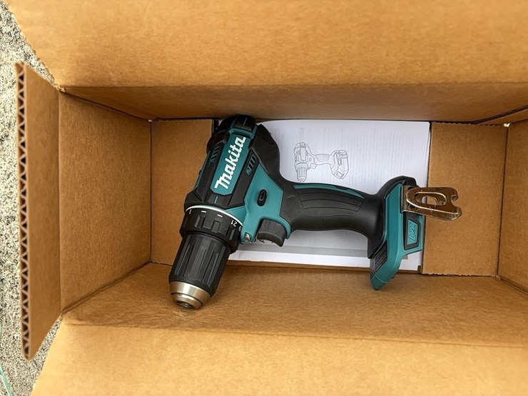 new-makita-18v-compact-1/2"-drill-driver---xfd01z---1-yr-factor-warranty---recon-new-support-equipment-image-1