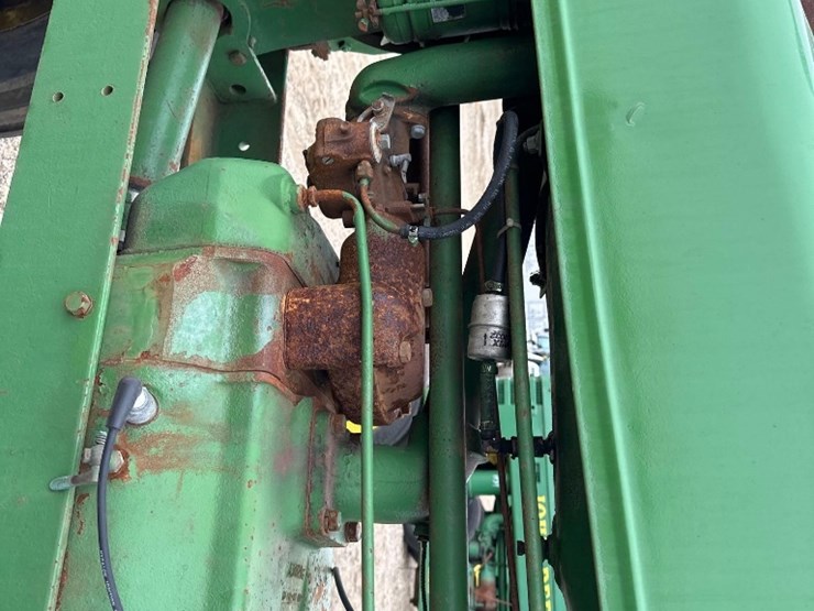 john-deere-a-image-10