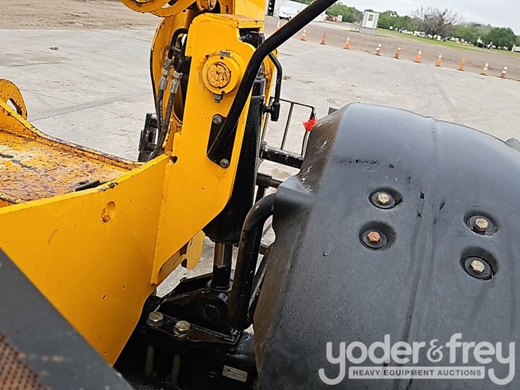 2017-jcb-507-42-image-11