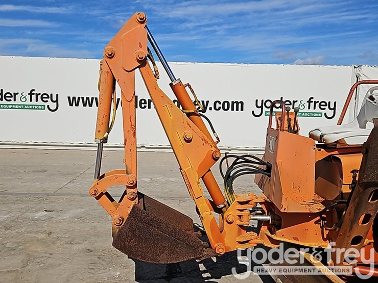 ditch-witch-3210-image-13