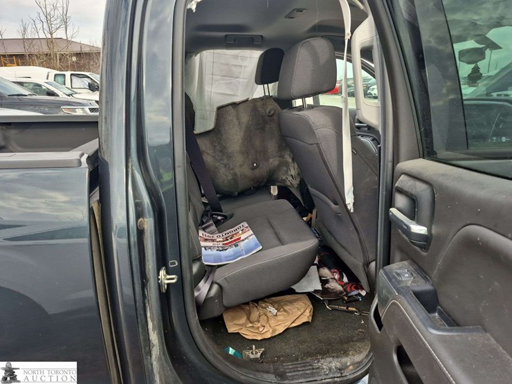 2017-chevrolet-silverado-1500-image-34