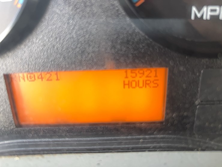 2017-international-durastar-4300-image-13