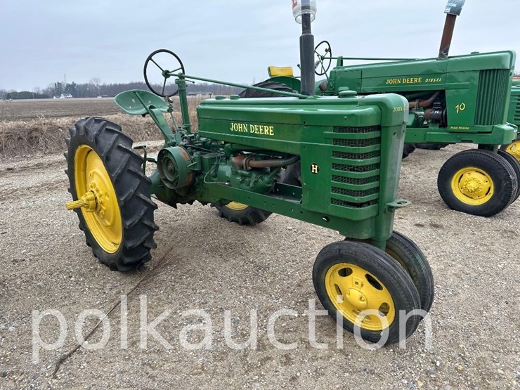 john-deere-h-image-3