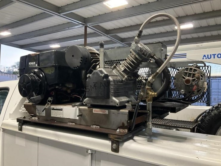 2008-chevrolet-silverado-3500hd-image-12