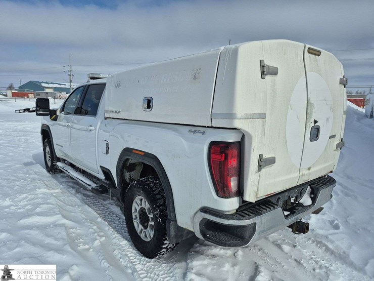 2020-gmc-sierra-2500hd-image-3