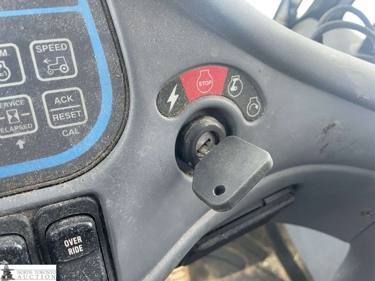 2014-new-holland-tv6070-image-20