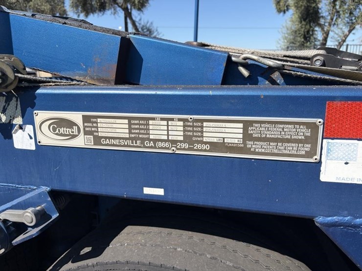 2017-peterbilt-389-image-17