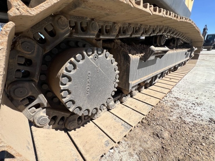 2019-volvo-ec380el-image-28