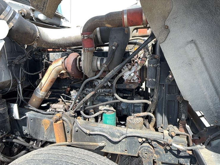 mack-rd688s-image-21