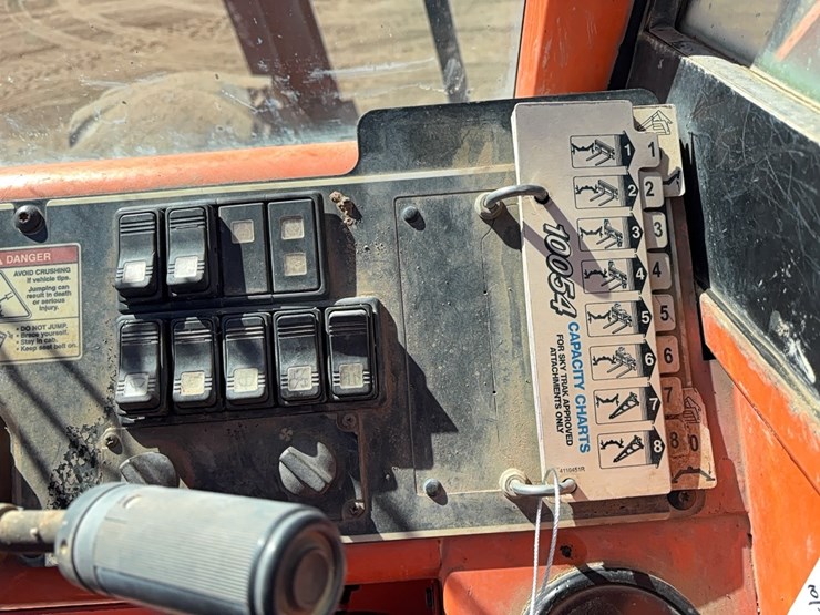 sky-trak-10054-image-14