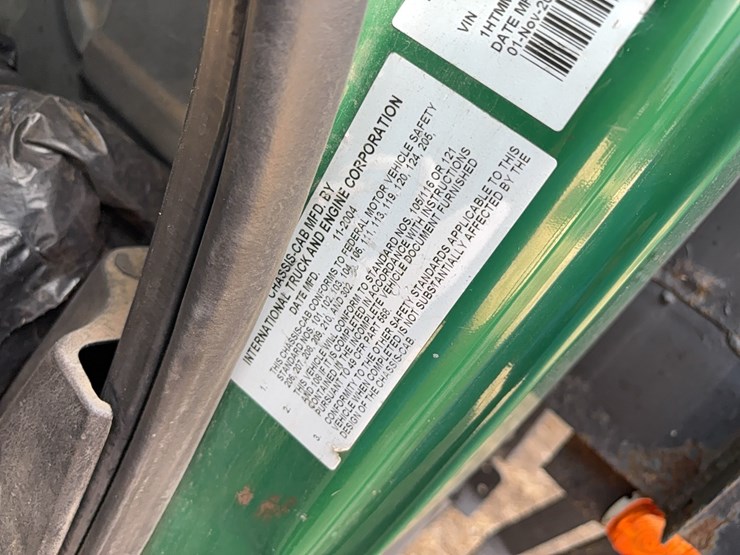 2005-international-durastar-4300-image-13