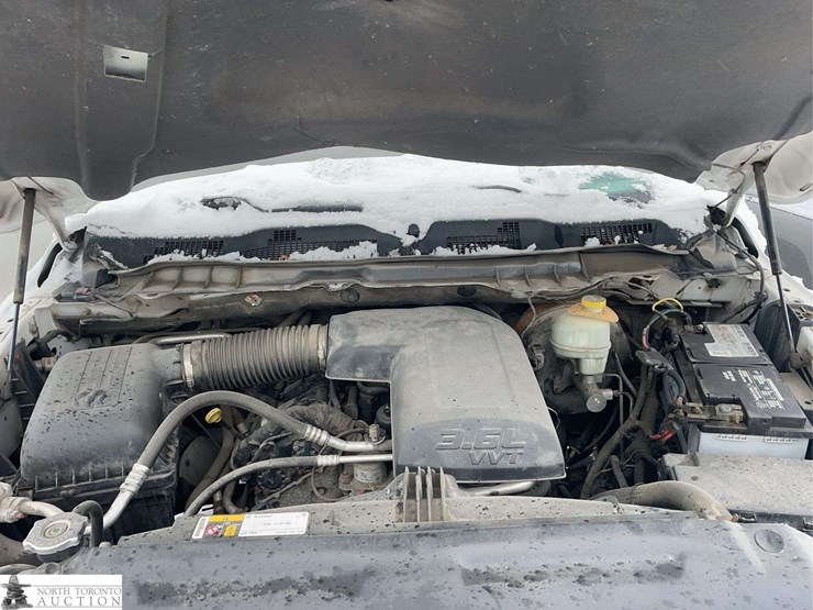 2015-chevrolet-silverado-1500-image-5